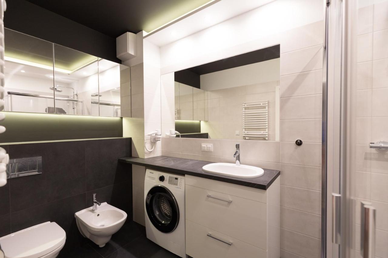 Apartamento Apartlogy Aura2 78 - Experience Intelligent Living While Travelling Gdansk Exterior foto