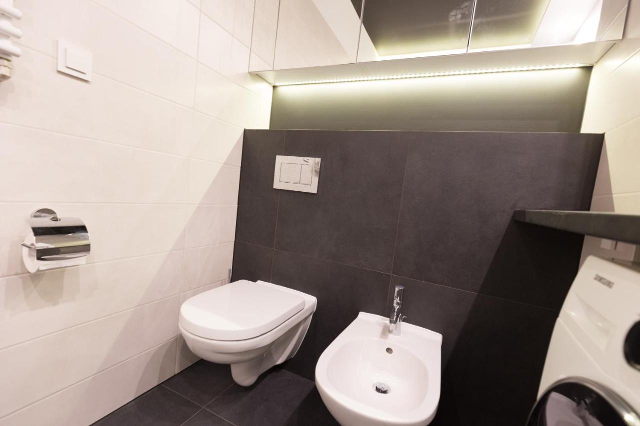 Apartamento Apartlogy Aura2 78 - Experience Intelligent Living While Travelling Gdansk Exterior foto